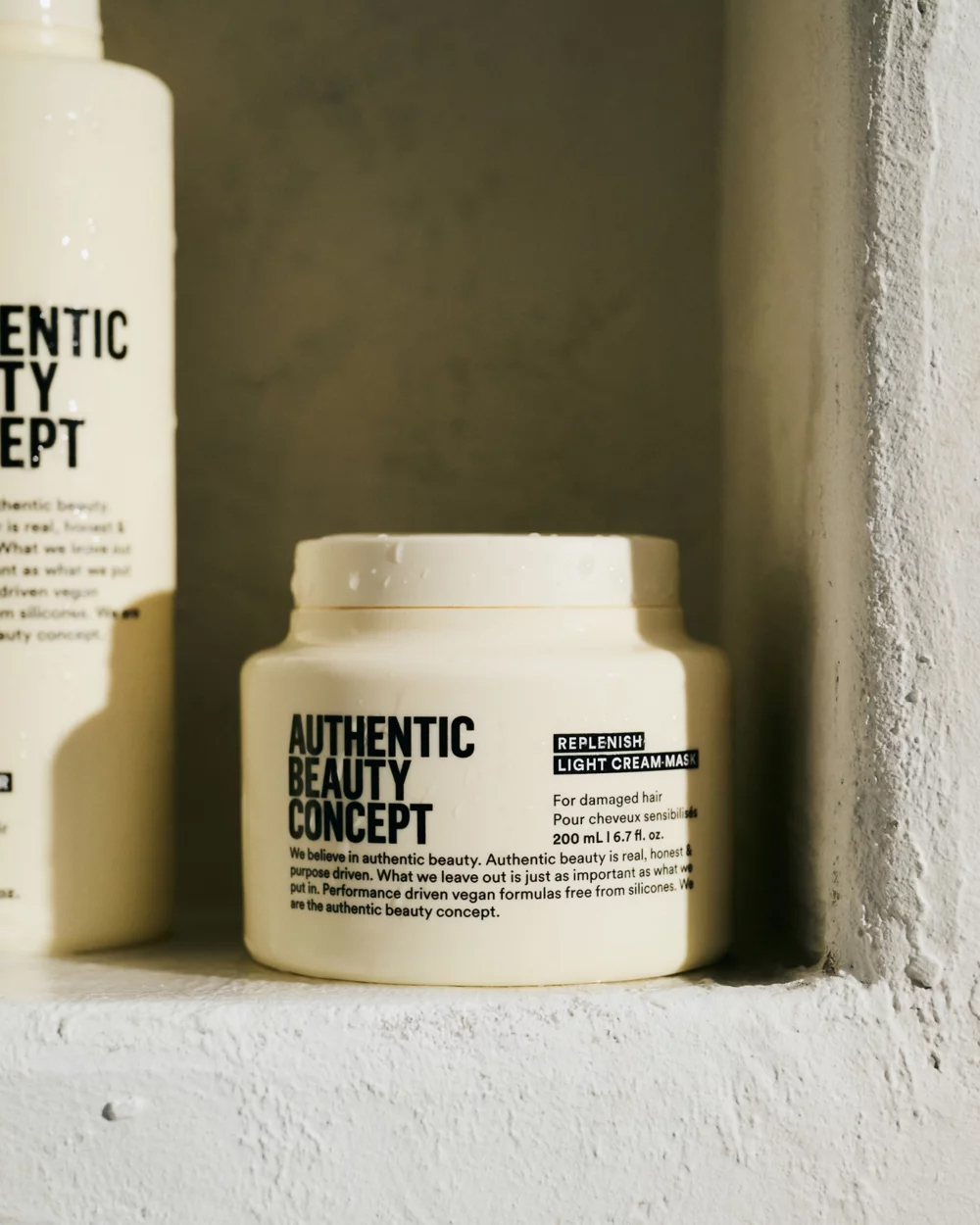 Authentic Beauty Concept - Replenish Light Cream Mask Authentic Beauty Concept - Replenish Light Cream Mask
